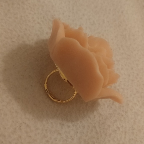 Large bijoux pink flower gold ring vintage - Picture 6 of 6